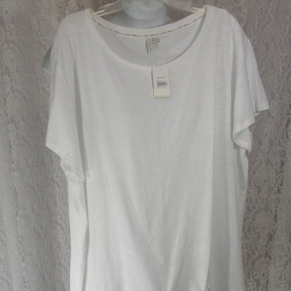 Live Well White KnitTop Blouse With Side Circle Gather NWT  Size 26/28W